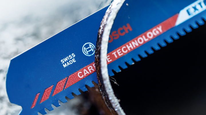 Object #200360740: 2793318_web_004 Saw blade with carbide teeth cutting through a metal pipe.
