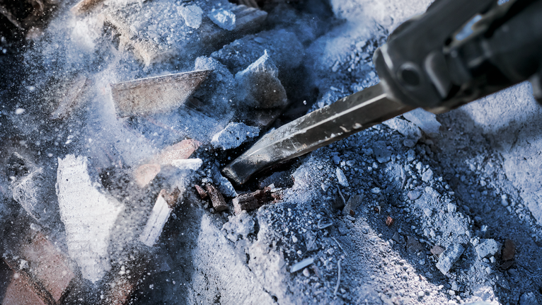 PRO HEX-4C Flat Chisel 28 mm, 35 x 400 mm Demolition hammer breaking concrete rubble.