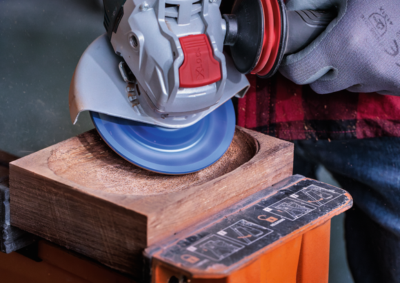 Object #200557586: 7425288_APP_CLOSE_8 Bosch X-LOCK Carbide Disc shaping wood.