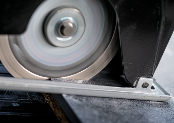 Bosch PRO Hard Ceramic Diamond Cutting Disc in use.