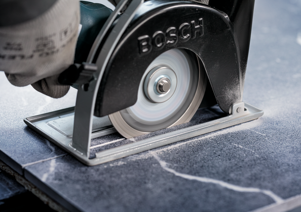 Bosch PRO Hard Ceramic Diamond Cutting Disc cutting tile.